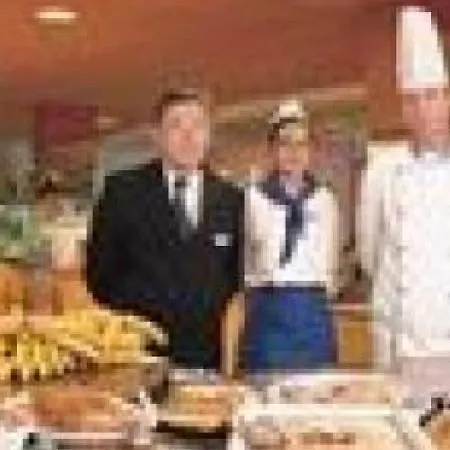 Grupotel Alcudia Pins Hotel 3*
